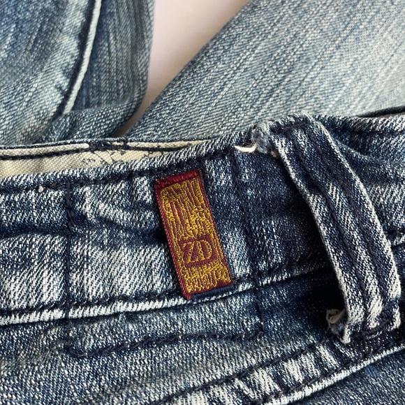 Skinny Jeans with Colourful Paint Size 5 - Picture 8 of 9